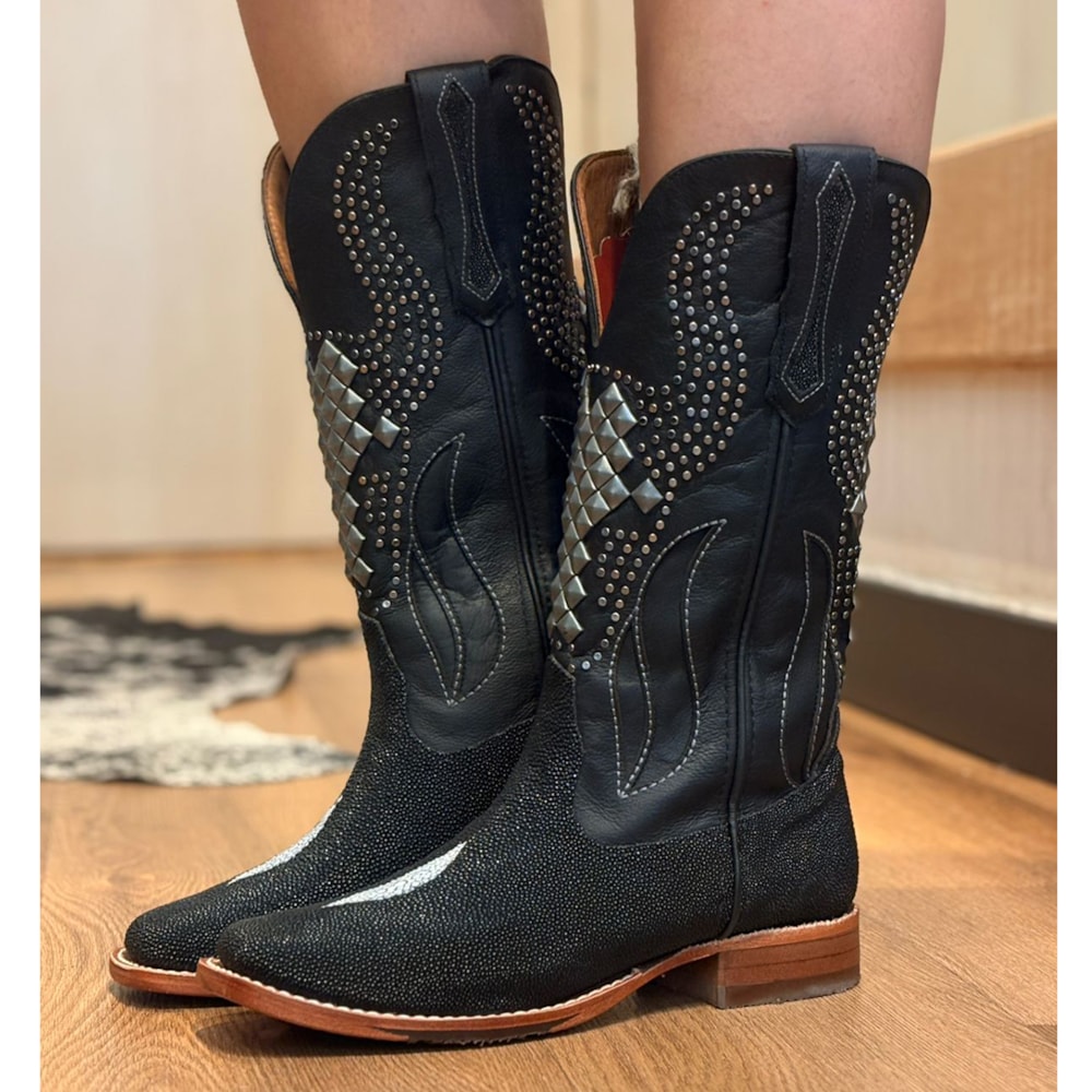 image_c6a4cffe-1dc9-4fb7-8b23-e5708e632c99