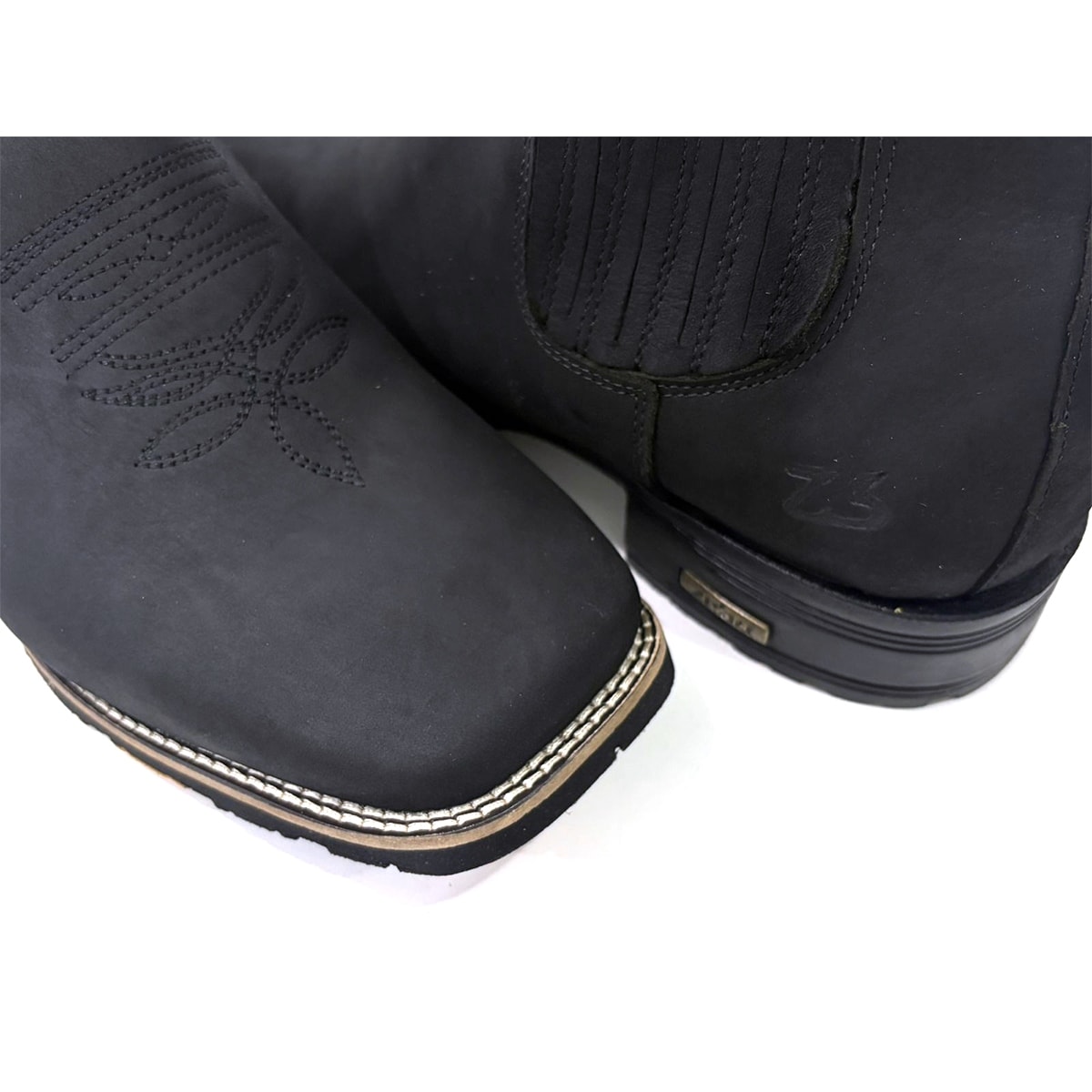 Botina Zebu Flex 57021 MS 01 Preto | Cris & Cia