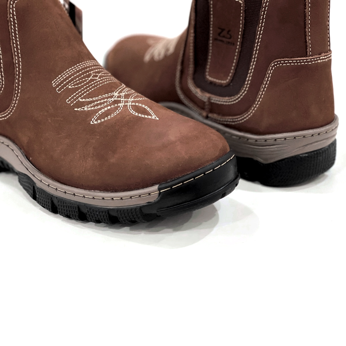 Botina Zebu Terra 56075 NB 05 | Cris & Cia