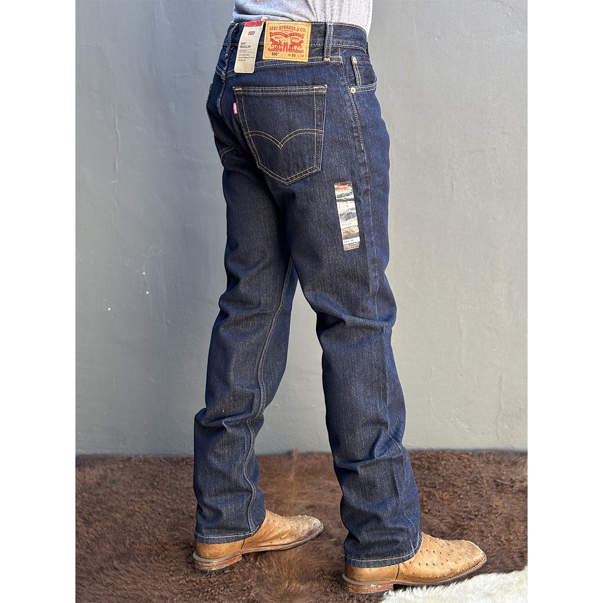 Calça Levi's 505™ Regular Fit Amaciada 005050216 | Cris & Cia