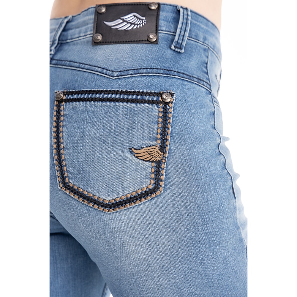 image_4b1a6e0b-1249-4c2d-af7f-cf387bd05a4d