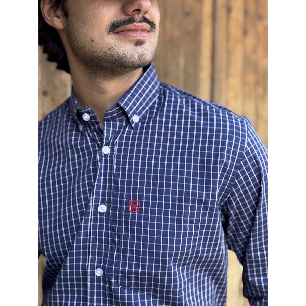 トップス UNIVERSAL PRODUCTS T.M BOX SHIRT Camisa TXC 2718L Xadrez Azul Marinho/Branco | Cris & Cia