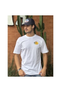 Camiseta Bass Pro Shops Importado BPS WOODCUT TEE Branco