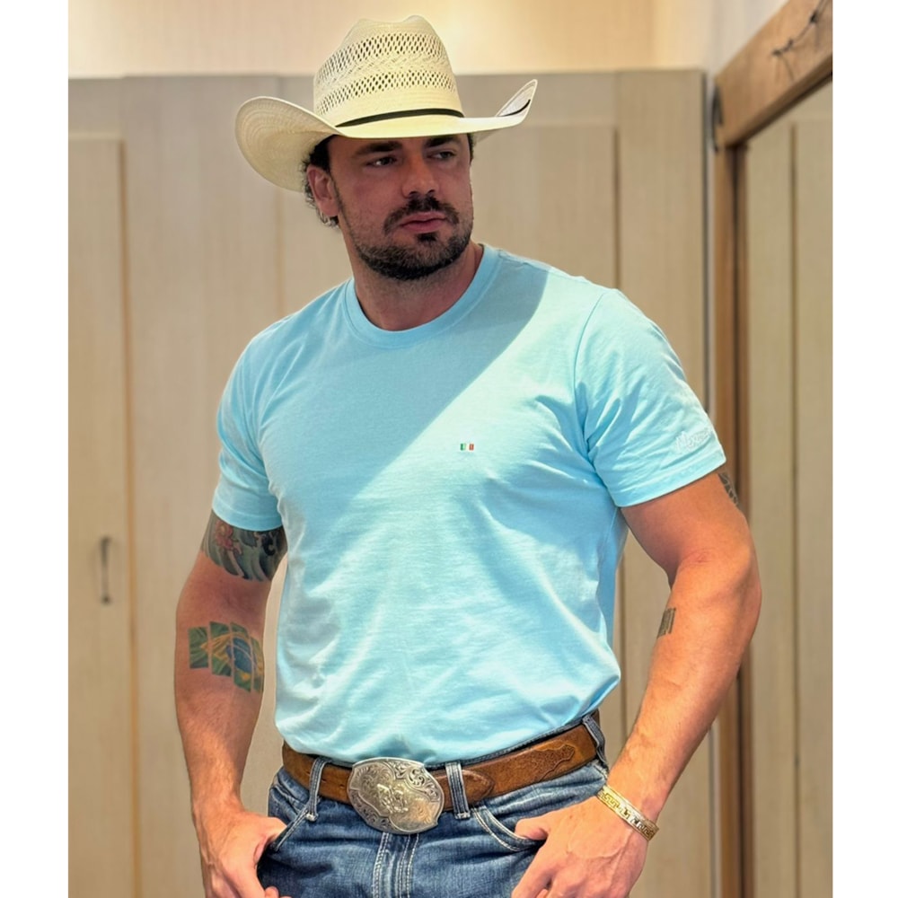 image_2e945fbc-1530-46b7-a2af-22236ac79d7b