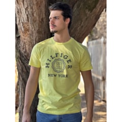 Camiseta Tommy Hilfiger Amarelo THMW0MW36418-THZIN