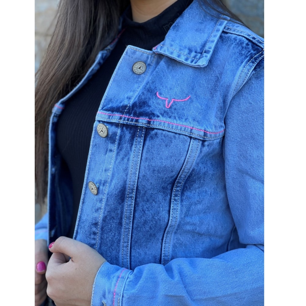 image_b97c1c99-512f-4ed7-9f9f-e54b478b7a4d