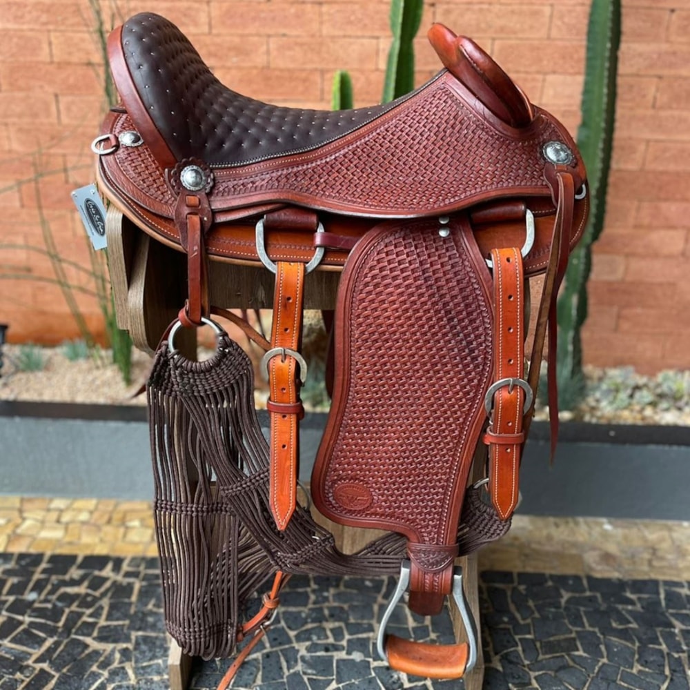 image_eb04004e-c2da-43d9-baf8-1ce9108c7894